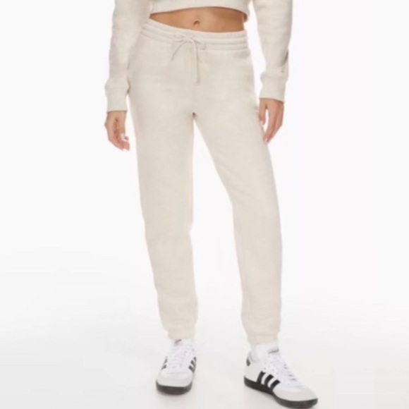 ARITZIA Tna Airy AF Light Oatmeal Sweatpants Joggers - Picture 1 of 6